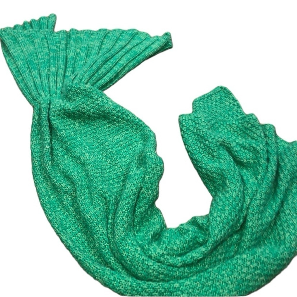 Green mermaid tail crochet knit cozy blanket